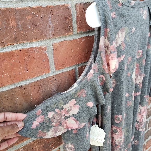 Altard State Dress - Picture 2 of 4